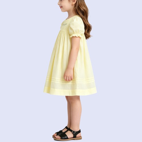 An Exquisite Pale Yellow Puff-Sleeve Dress